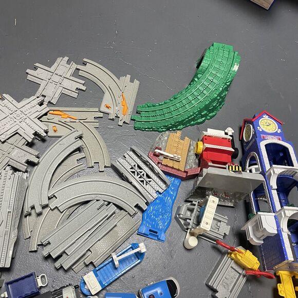 Fisher Price Geotrax Lot - Picture 5 of 10